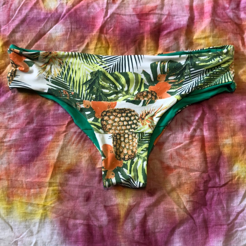 San lorenzo bottoms reversible size xs